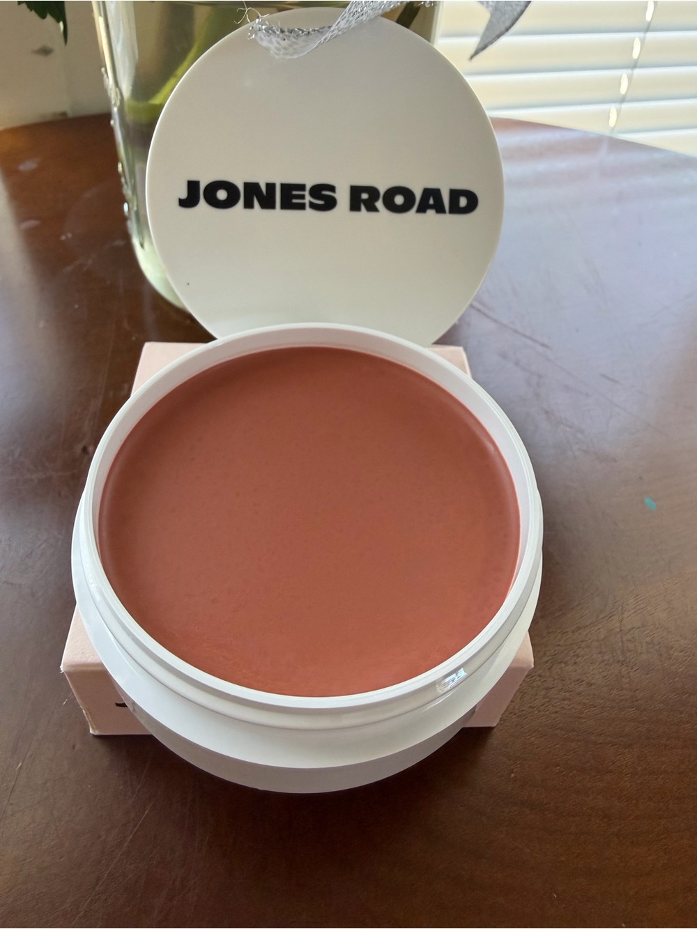 Jones Road Miracle Balm Chic - White Lid